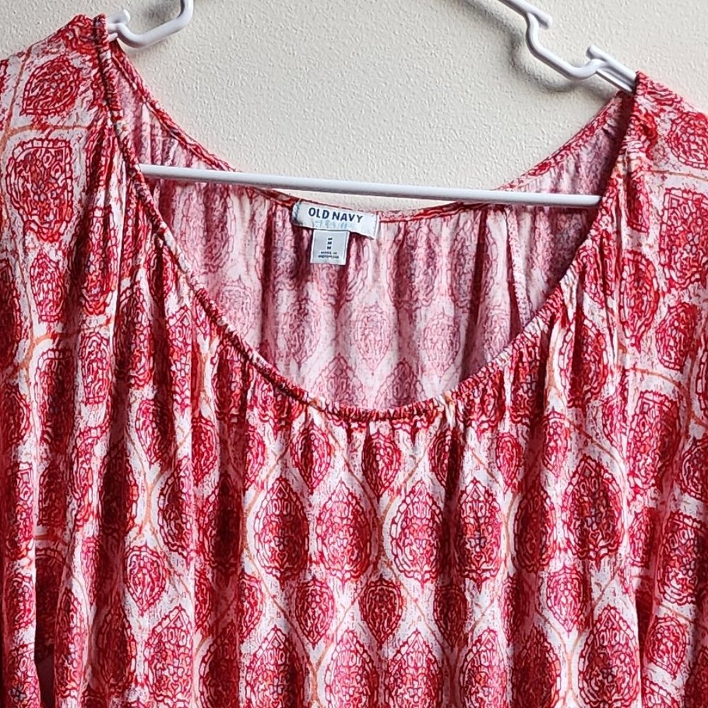 Old Navy Red/White/Pink Geometric Shape Scoop Neck Jersey Size Medium - Picture 5 of 12